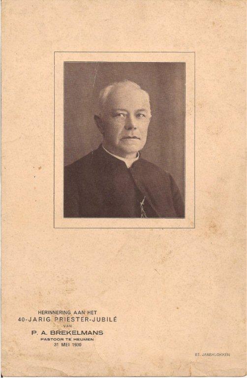 Pastoor P.A.Brekelmans wordt vernoemd in de St. Jansklokken . Uitgave van het Bisdom Den Bosch. bron Frans Brekelmans
